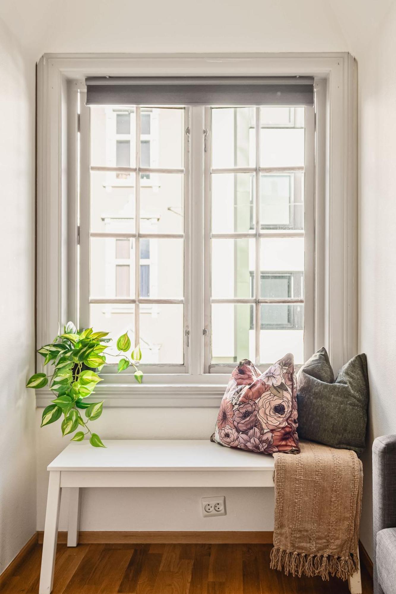 Appartement Dinbnb I Shopping, Cafes And Attractions At Your Doorstep! *